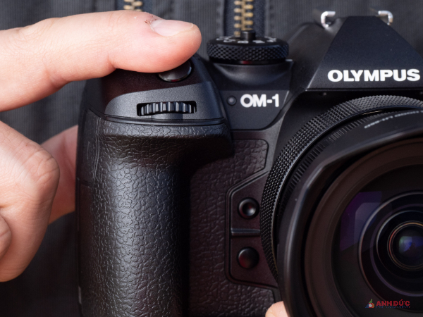 OM-1 có hiệu suất chụp ảnh tương đối ấn tượng