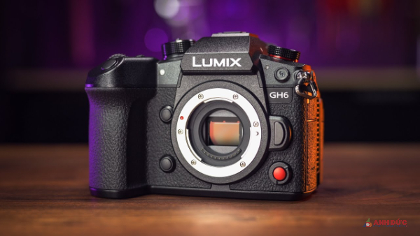 Lumix GH6 - chiếc máy quay xứng đáng được lựa chọn