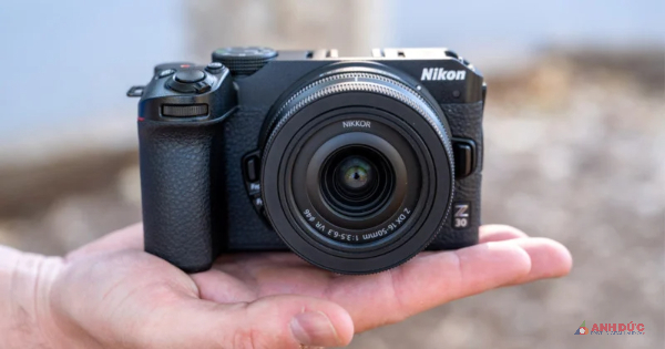 Lựa chọn mới cho nhà sáng tạo nội dung - Nikon Z30