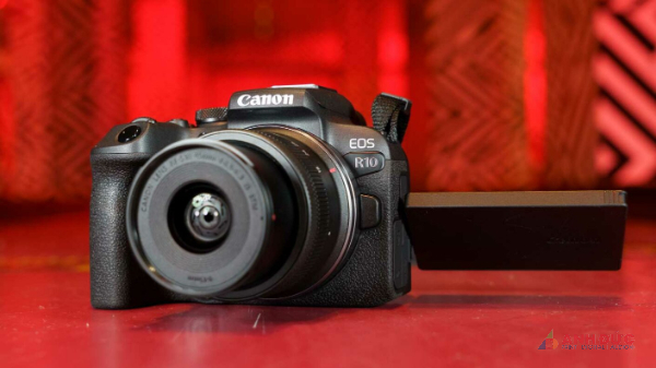Đánh giá Canon EOS R10 - chiếc máy mạnh mẽ cho người mới chơi